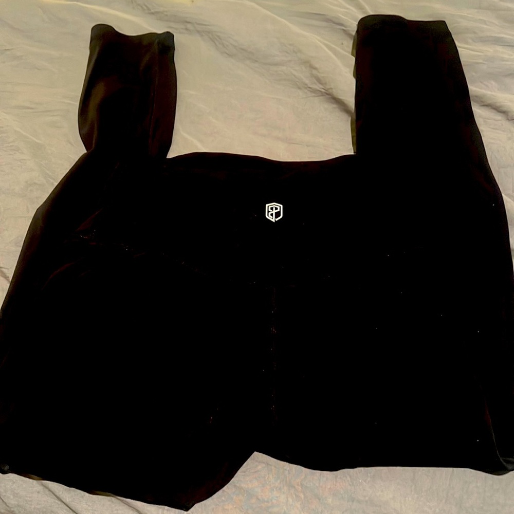 Born Primitive Your go to leggings 2.0 black medium